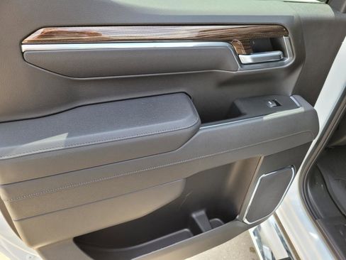 New 2026 Chevrolet Silverado 1500 LT w/ Texas Edition Plus AWD/4WD image 7