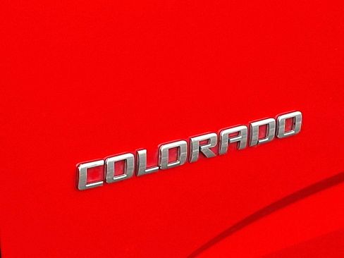 Used 2018 Chevrolet Colorado W/T w/ WT Convenience Package AWD/4WD image 30