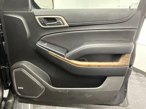 Used 2019 GMC Yukon XL Denali w/ Denali Ultimate Package AWD/4WD image 10