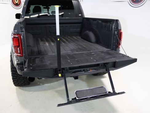 Used 2020 Ford F150 Raptor AWD/4WD image 12