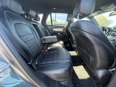 Used 2019 Mercedes-Benz GLC 300 image 13
