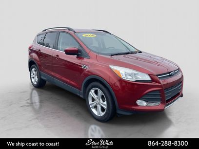 Used 2016 Ford Escape SE w/ SE Leather Comfort Package