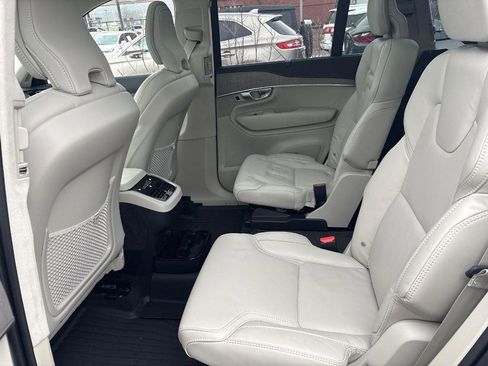 Used 2024 Volvo XC90 B6 Ultimate w/ Lounge Package image 6