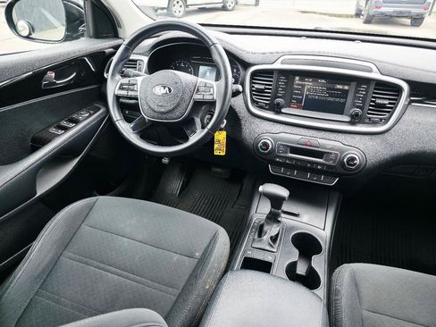 Used 2020 Kia Sorento LX w/ LX I4 Convenience Package FWD image 21
