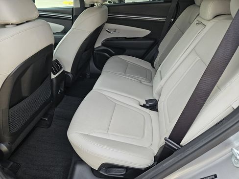 Used 2024 Hyundai Tucson Limited FWD image 15