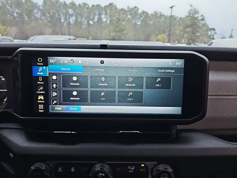 Used 2024 Jeep Wrangler Unlimited image 27