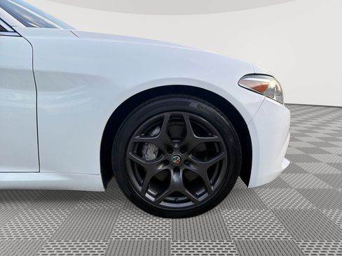 Used 2021 Alfa Romeo Giulia Ti w/ Active Assist 2 Package TI AWD/4WD image 30