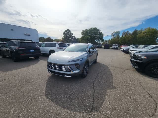 Used 2024 Buick Envision Preferred AWD/4WD image 3
