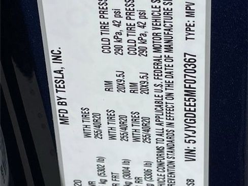 Used 2021 Tesla Model Y Long Range image 14