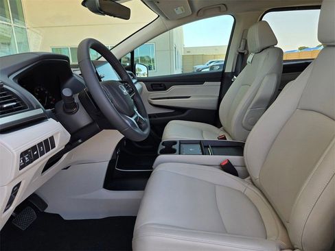 New 2026 Honda Odyssey EX-L image 11