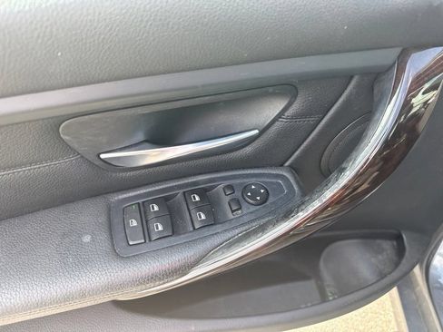 Used 2014 BMW 328i xDrive Sedan AWD/4WD image 8