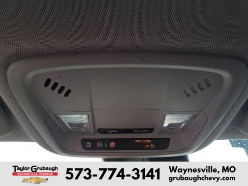Used 2025 Chevrolet Malibu LT FWD image 24