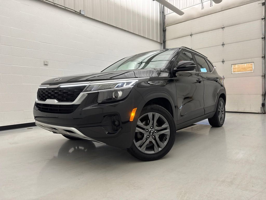 Used 2021 Kia Seltos S FWD image 3