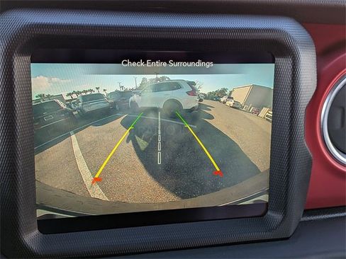 Used 2022 Jeep Wrangler Unlimited Rubicon w/ Safety Group image 22