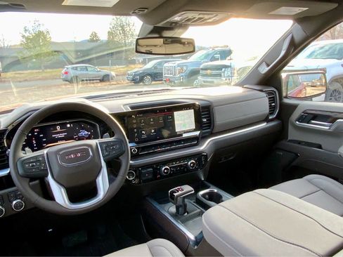 New 2026 GMC Sierra 1500 SLT image 37