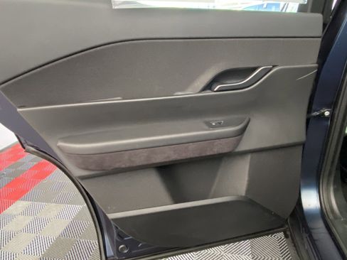 Used 2023 Fisker Ocean One image 18