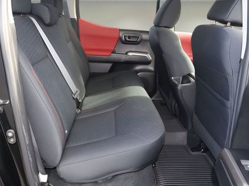 Certified 2022 Toyota Tacoma SR5 w/ Technology Package image 17