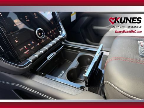 New 2026 GMC Yukon XL AT4 Ultimate w/ LPO, Floor Liner Package AWD/4WD image 21