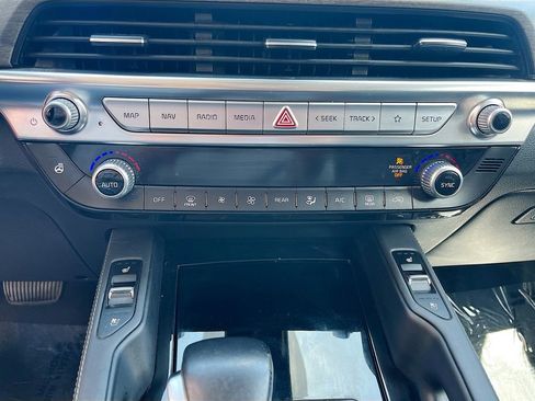 Used 2022 Kia Telluride EX w/ EX Premium Package AWD/4WD image 16