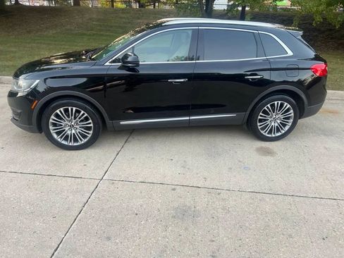 Used 2016 Lincoln MKX Reserve w/ Driver Assistance Package image 7