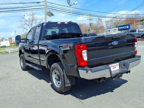 Used 2022 Ford F350 XL w/ Power Equipment Group image 5