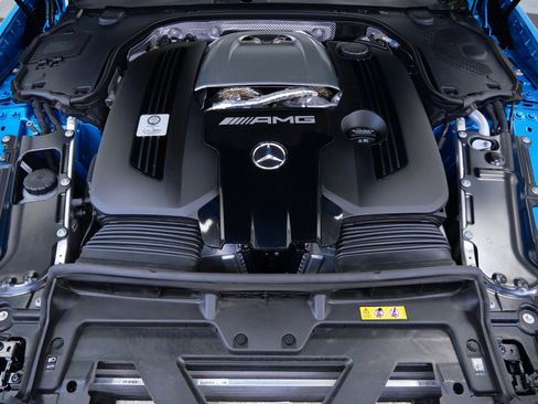 Used 2025 Mercedes-Benz SL 63 AMG S e Performance 4MATIC image 12