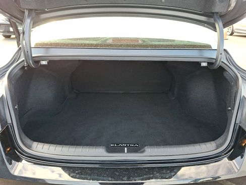 Used 2023 Hyundai Elantra SEL w/ Convenience Package FWD image 27