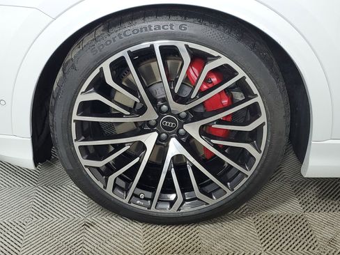 Certified 2024 Audi SQ8 Prestige image 17