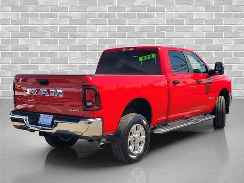 Used 2026 RAM 2500 Big Horn AWD/4WD image 6