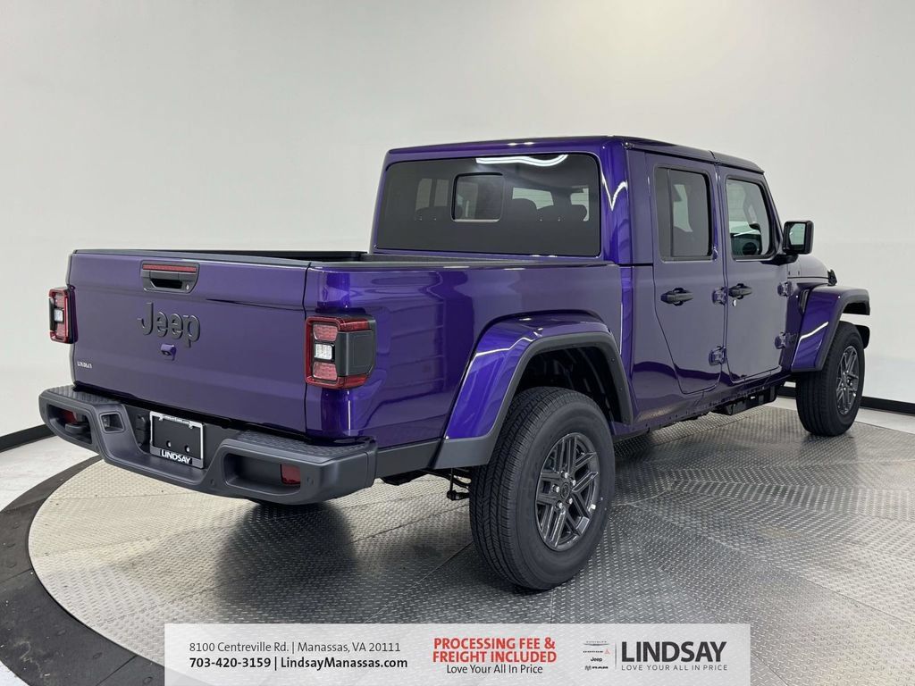 New 2026 Jeep Gladiator Sport AWD/4WD image 8