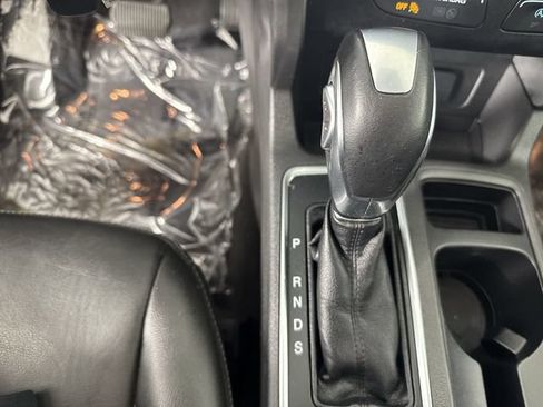 Used 2018 Ford Escape SEL AWD/4WD image 17