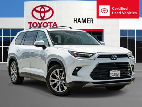 Certified 2024 Toyota Grand Highlander FWD image 1