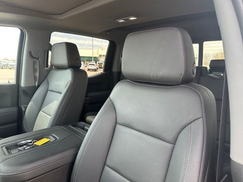 Used 2021 Chevrolet Silverado 1500 LTZ w/ LTZ Premium Package image 13