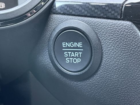 Used 2025 Ford Escape ST-Line w/ Equipment Group 301A image 20