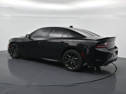 Used 2022 Dodge Charger R/T w/ Blacktop Package RWD image 4