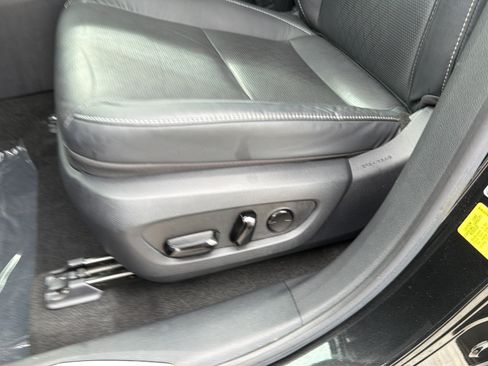 Used 2023 Lexus RX 350 w/ Accessory Package (Z1) AWD/4WD image 31