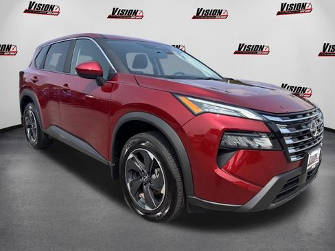 Certified 2026 Nissan Rogue SV AWD/4WD image 3