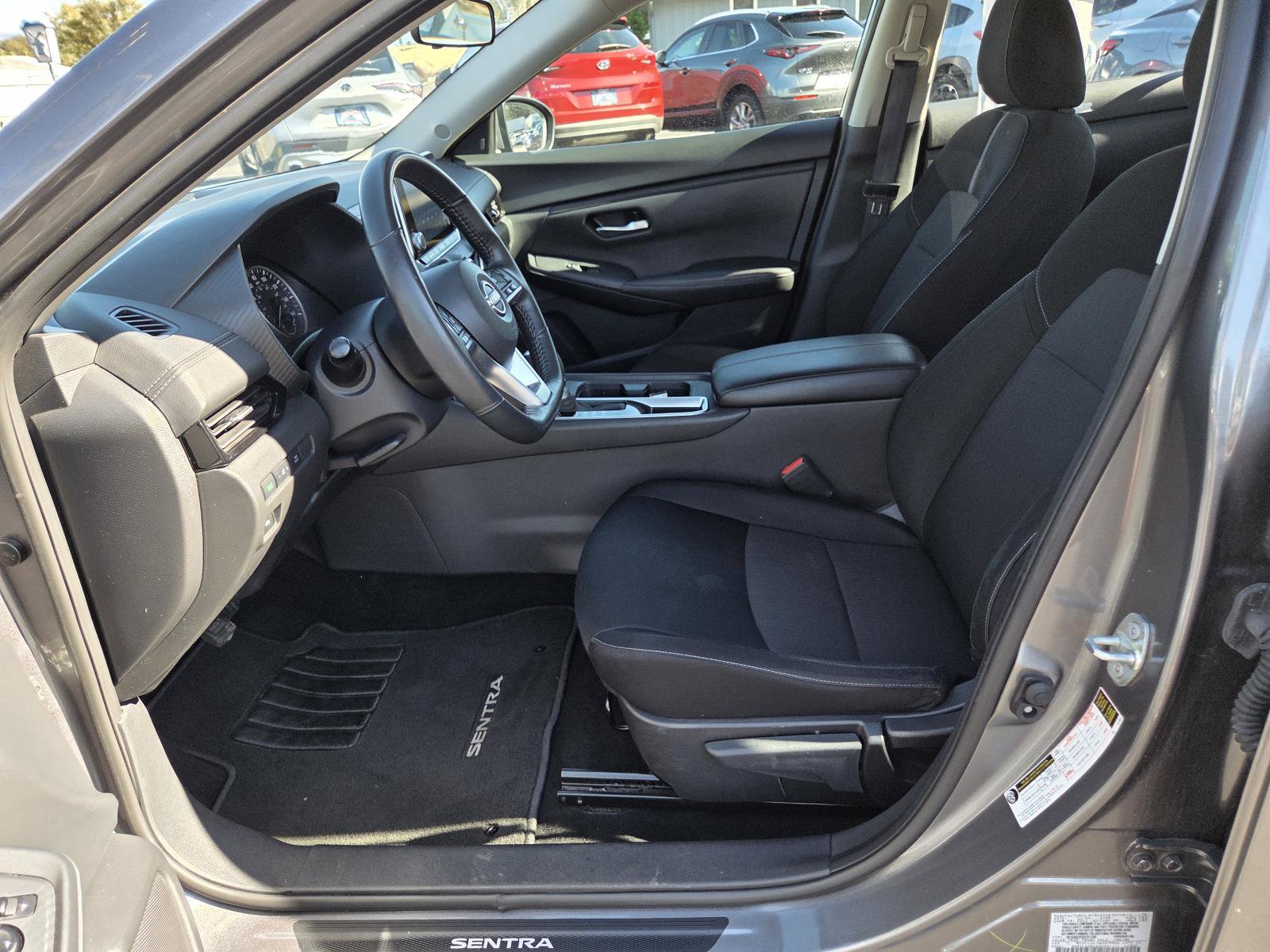 Used 2025 Nissan Sentra SV w/ All-Weather Package FWD image 11