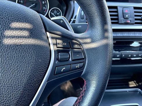 Used 2018 BMW 330e w/ Premium Package RWD image 24