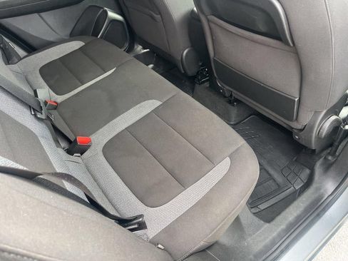 Used 2023 Chevrolet TrailBlazer LT FWD image 25