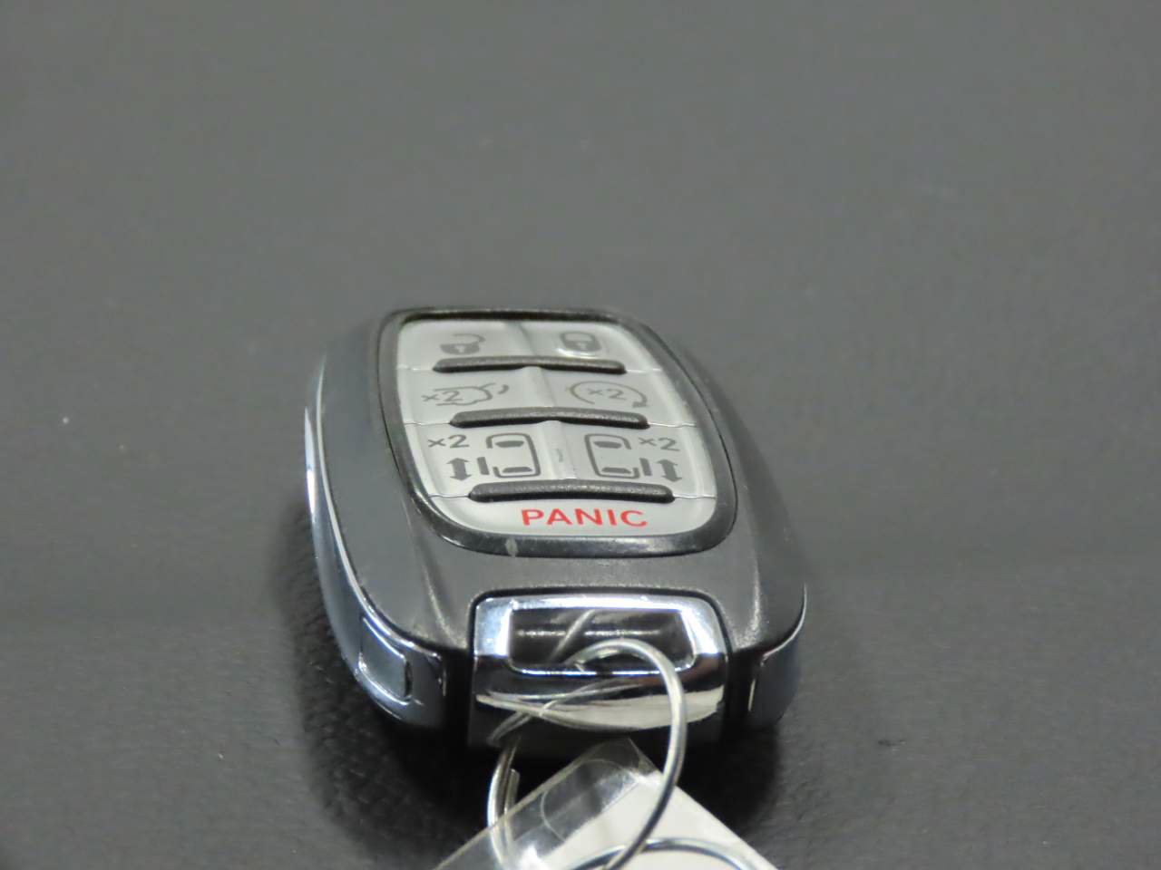 Used 2025 Chrysler Pacifica Select FWD image 17