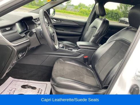 Used 2023 Jeep Grand Cherokee L Laredo RWD image 15