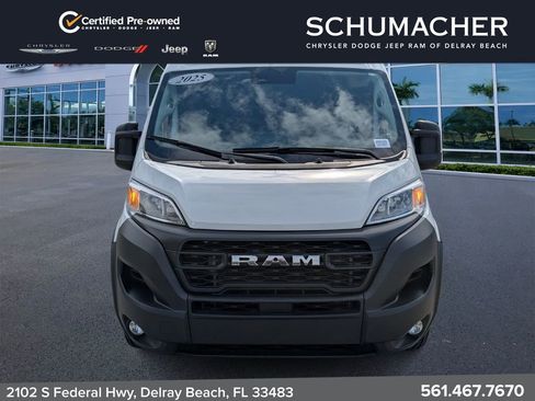 Used 2025 RAM ProMaster 2500 w/ Convenience Group FWD image 2