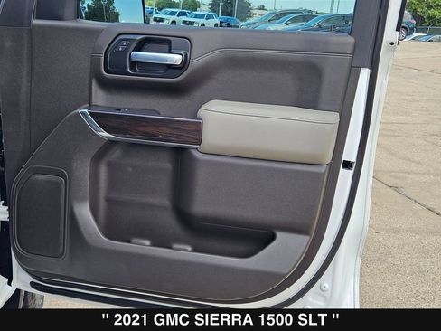 Used 2021 GMC Sierra 1500 SLT AWD/4WD image 31