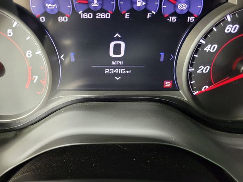 Used 2019 Chevrolet Camaro ZL1 RWD image 9
