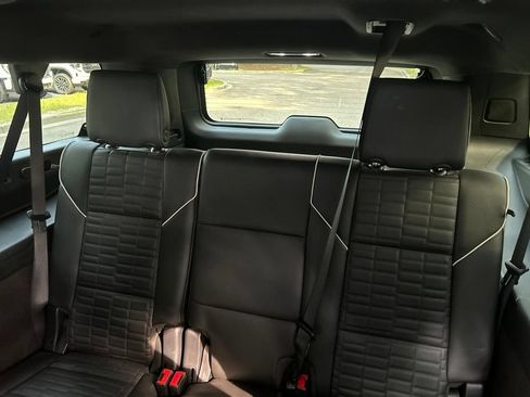 Certified 2025 Cadillac Escalade ESV Sport Platinum AWD/4WD image 12