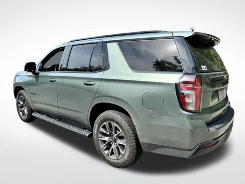 Used 2023 Chevrolet Tahoe Z71 w/ Luxury Package AWD/4WD image 3