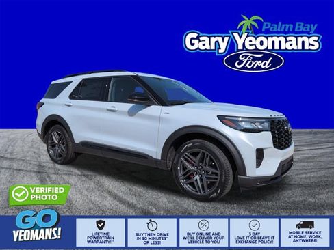 New 2026 Ford Explorer ST-Line w/ ST-Line Street Pack AWD/4WD image 1