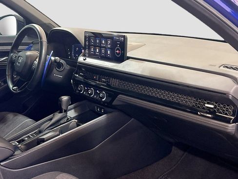 Used 2024 Honda Accord Sport image 24