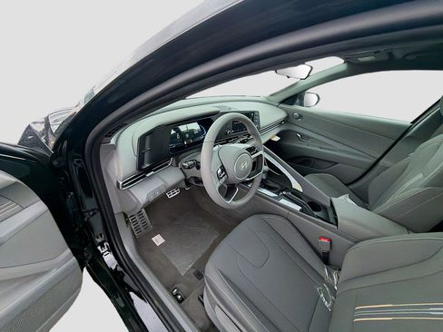 New 2026 Hyundai Elantra Sport FWD image 7